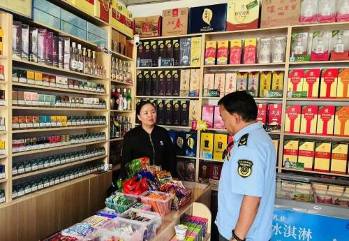 臨夏市市場監(jiān)管局多措并舉推進(jìn)食品銷售風(fēng)險(xiǎn)分級監(jiān)管 筑牢食品安全防線